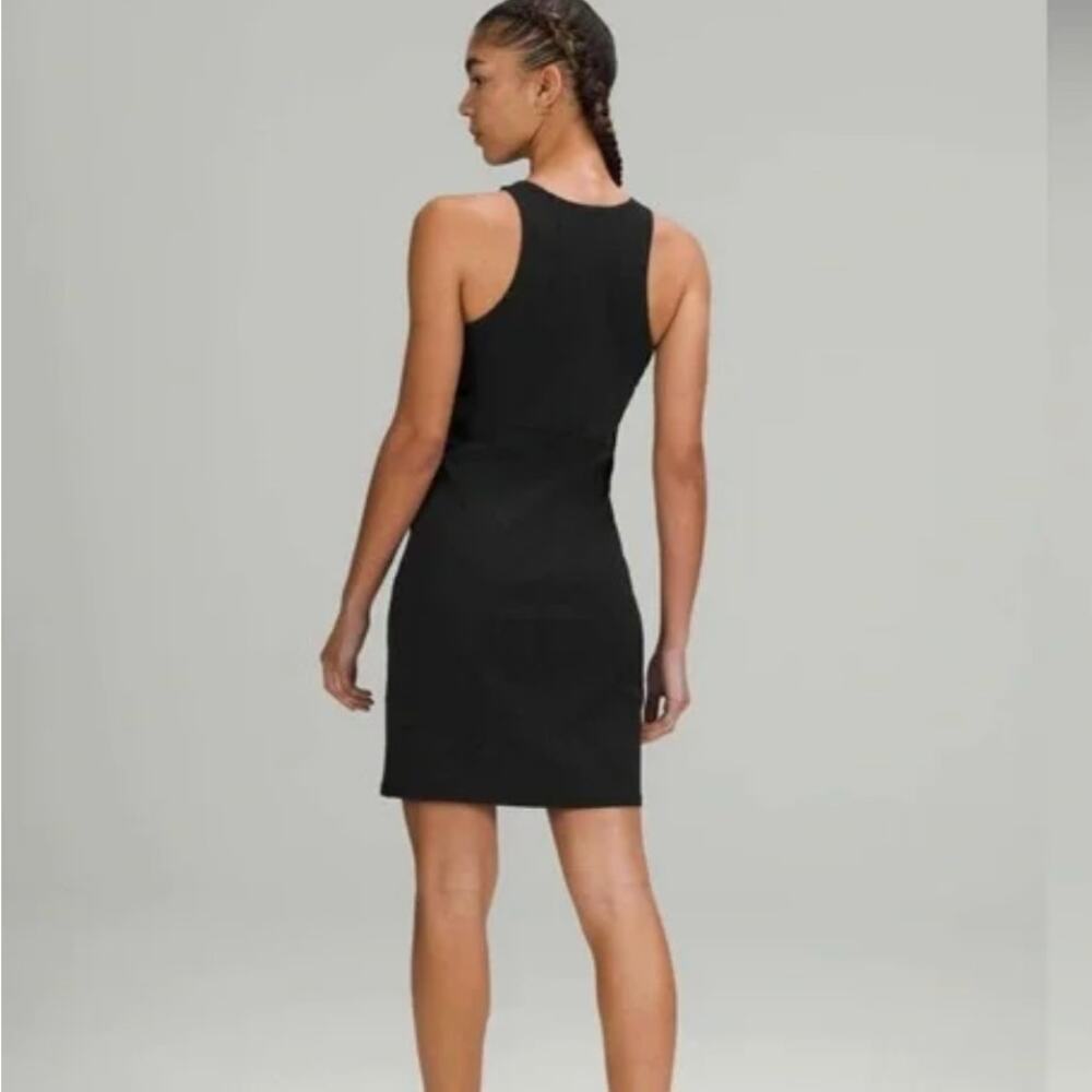 Lululemon Slim Fit Above Knee Dress 6 - Picture 2 of 8